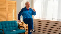 O segredo para ganhar leveza e força depois dos 50 — sem máquinas nem equipamento extra